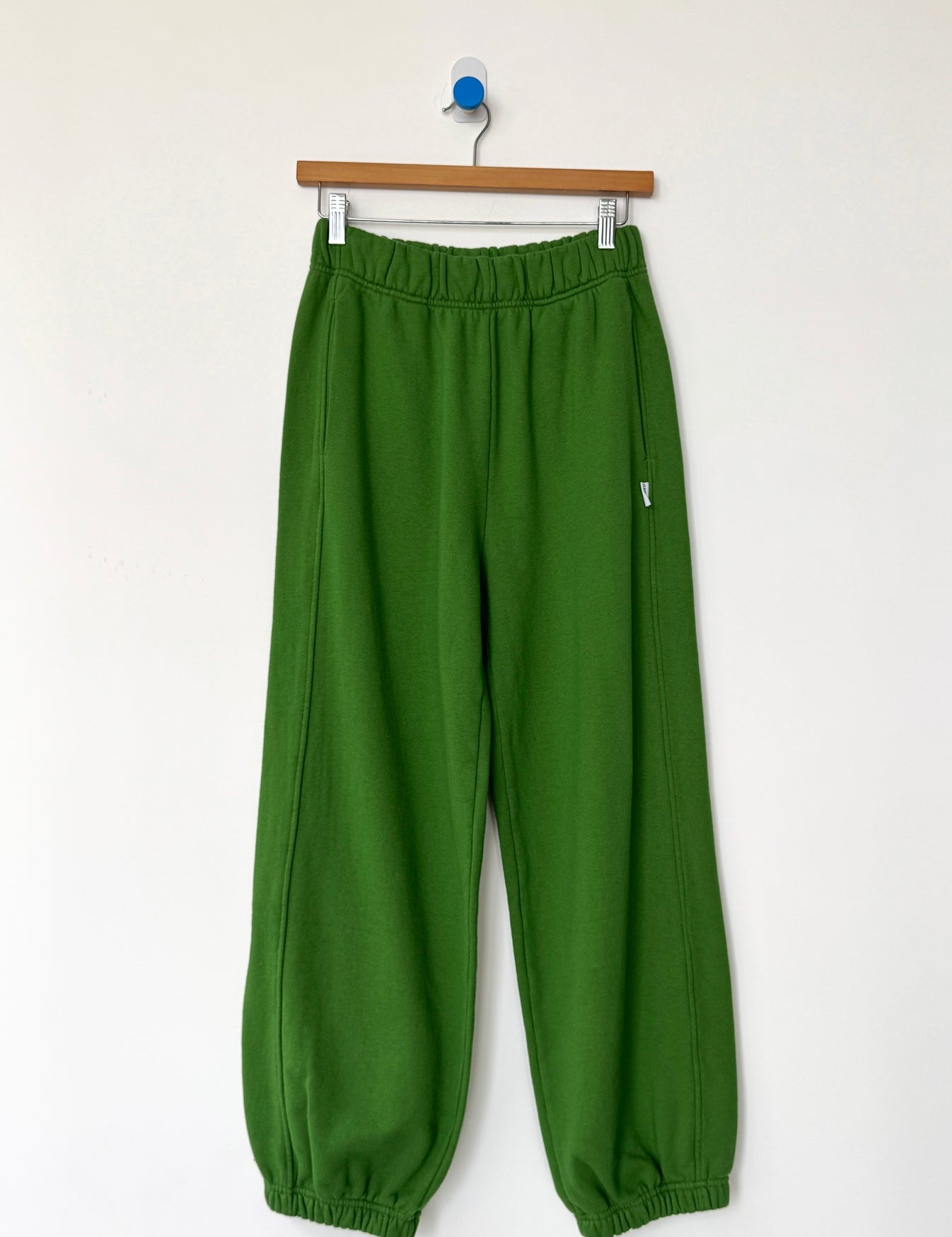 FTBalloonPants_Avocado_0.jpg