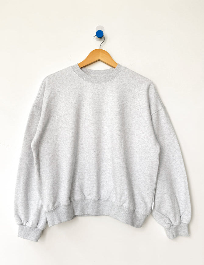 FTCoreSweatshirt_IcyGrey_0.jpg