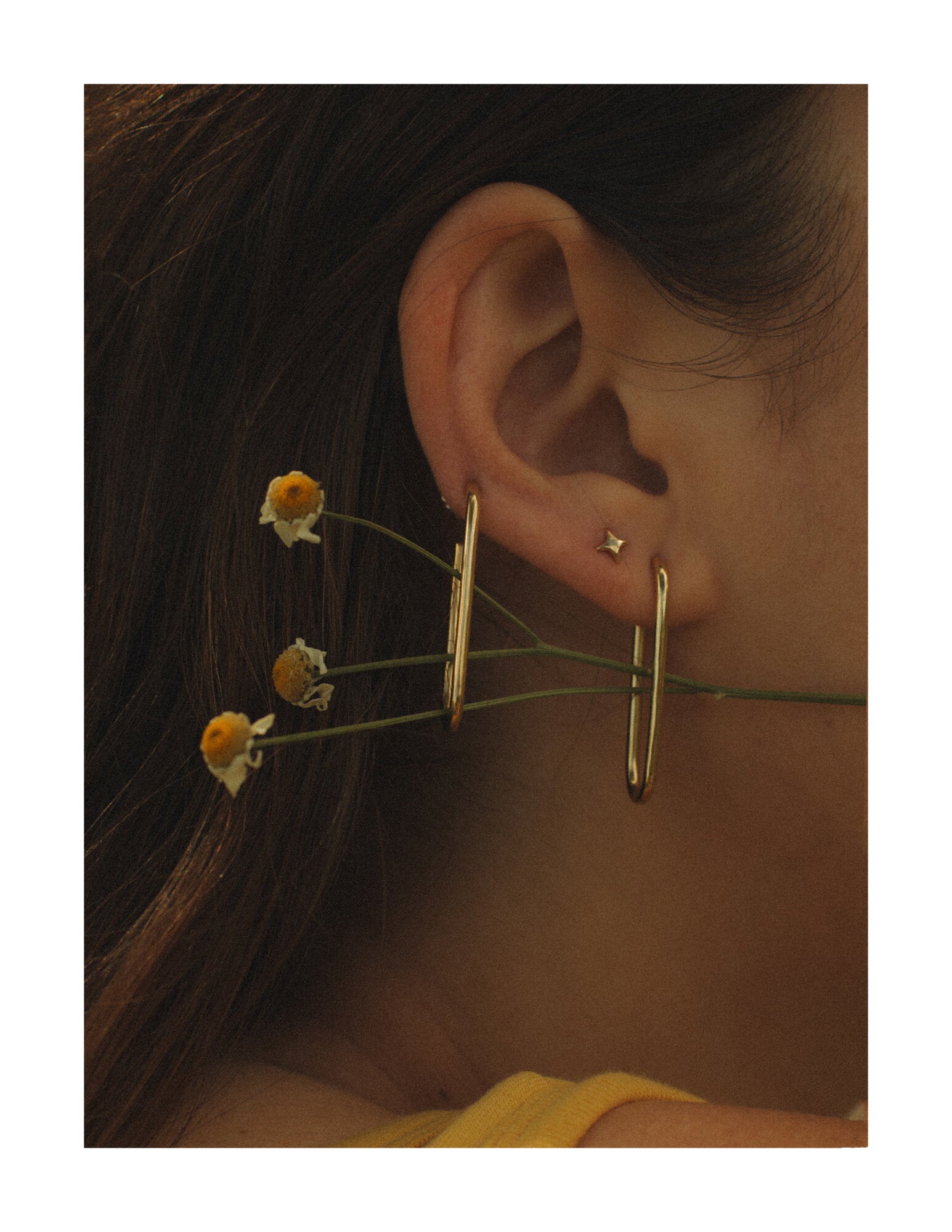 Falling Star Studs - Solid Gold