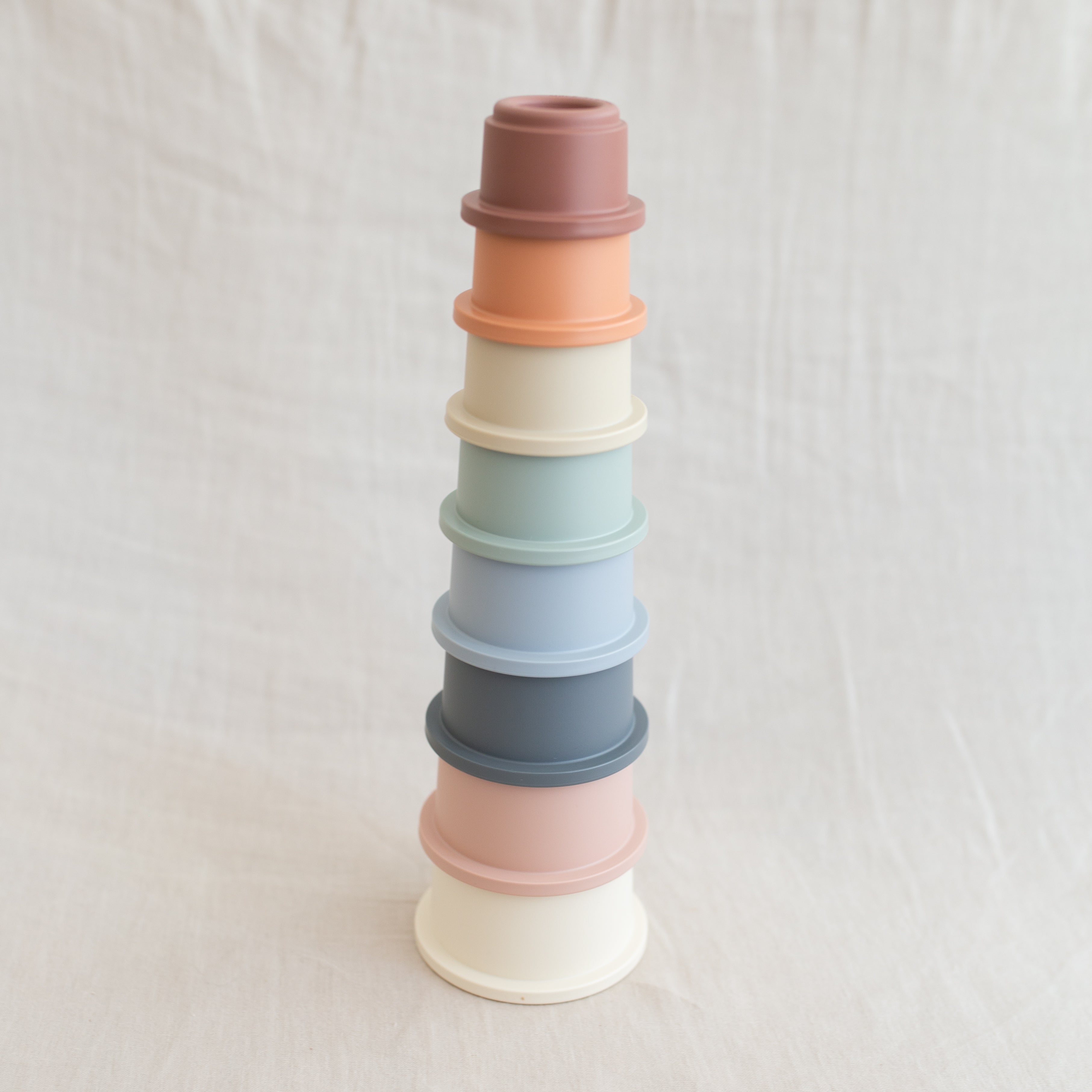 MUSHIE Stacking Cups Toy
