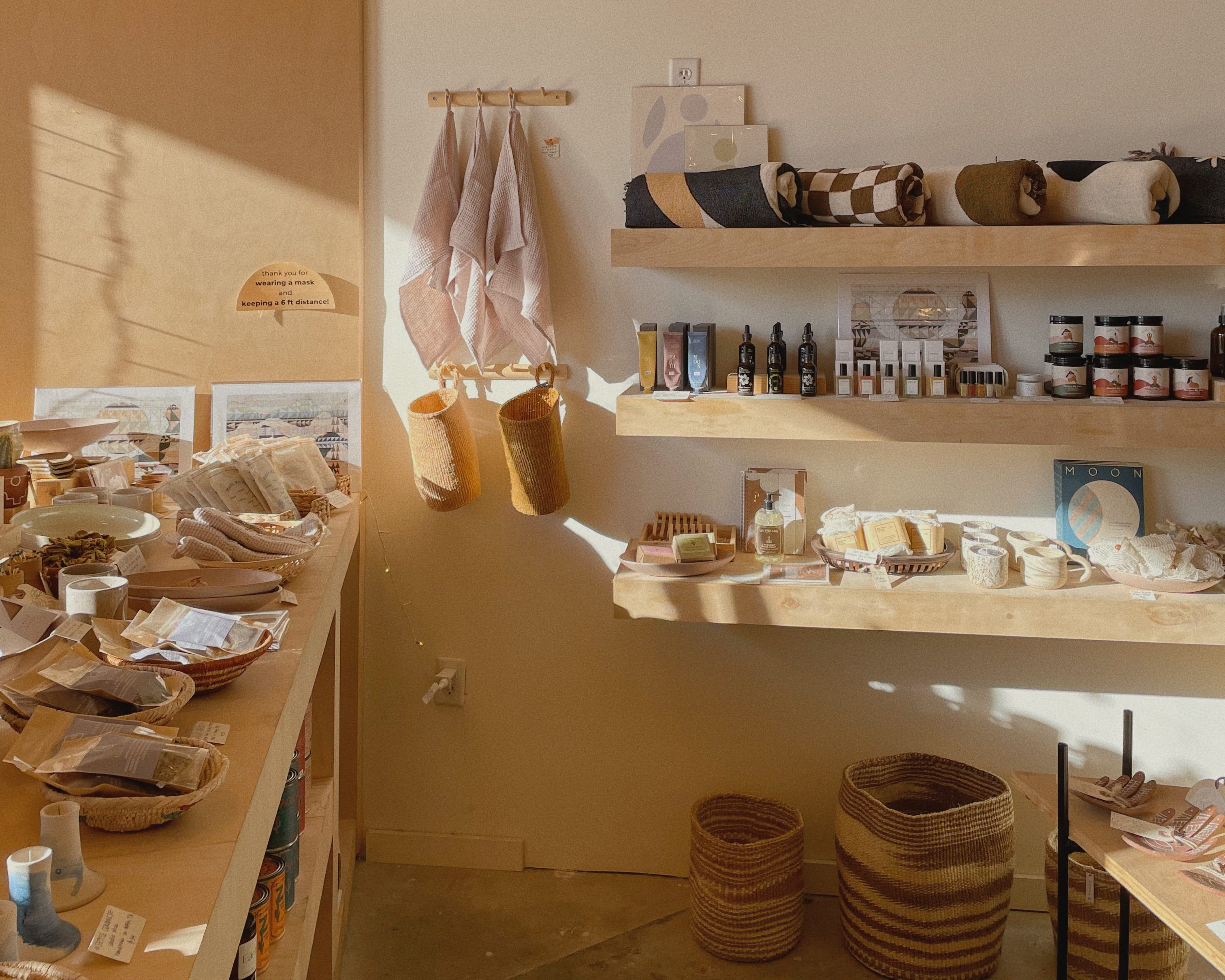 shopping in phoenix, Local Nomad