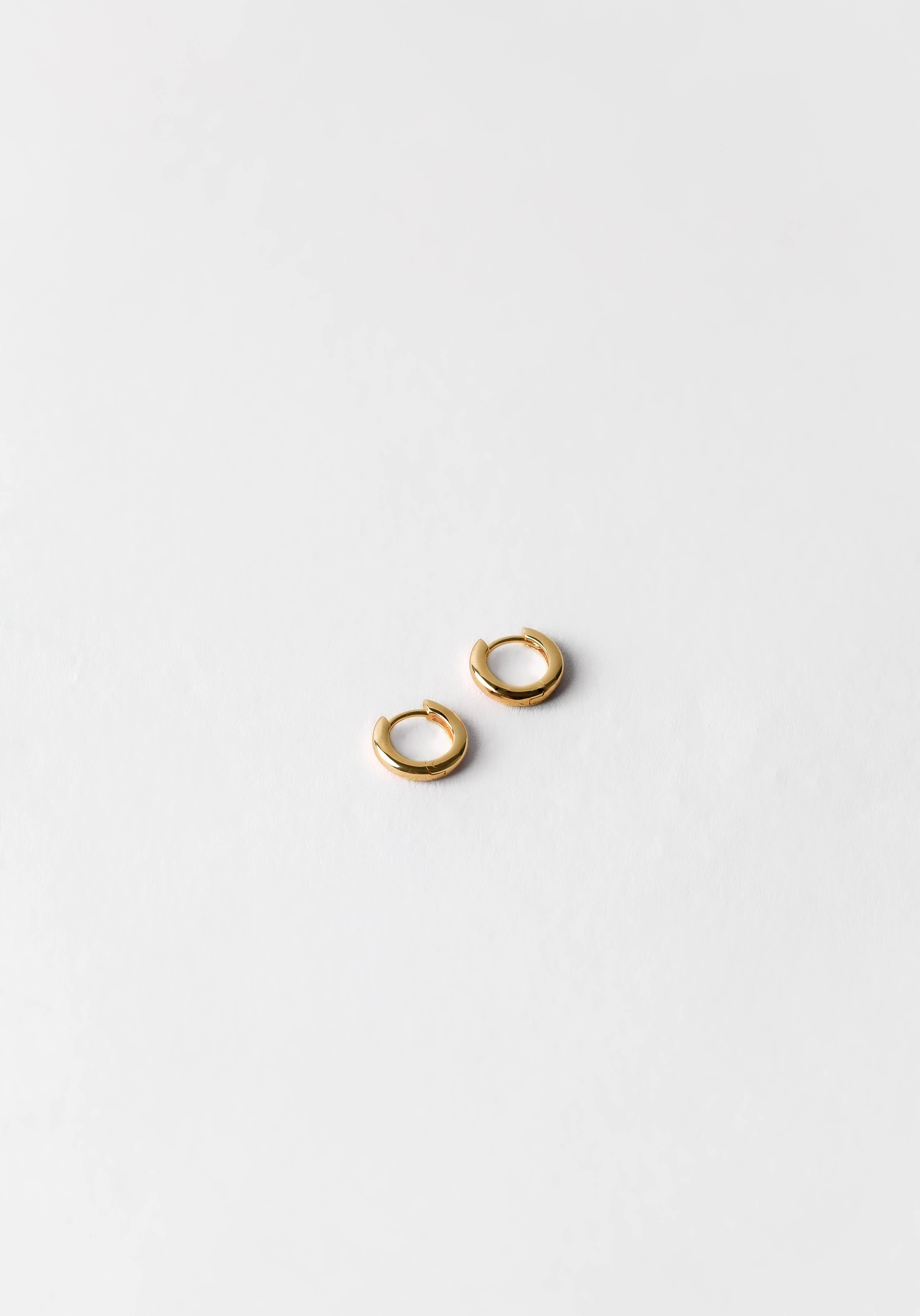 Huggie Hoops - Gold
