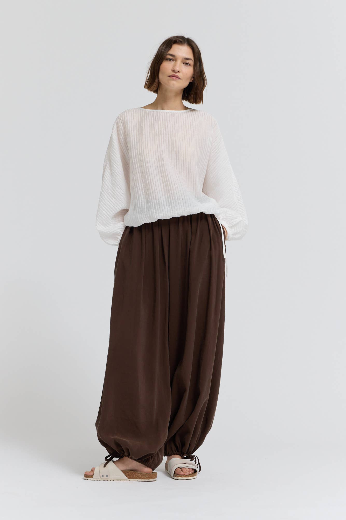 Pleated Waist Balloon Pants