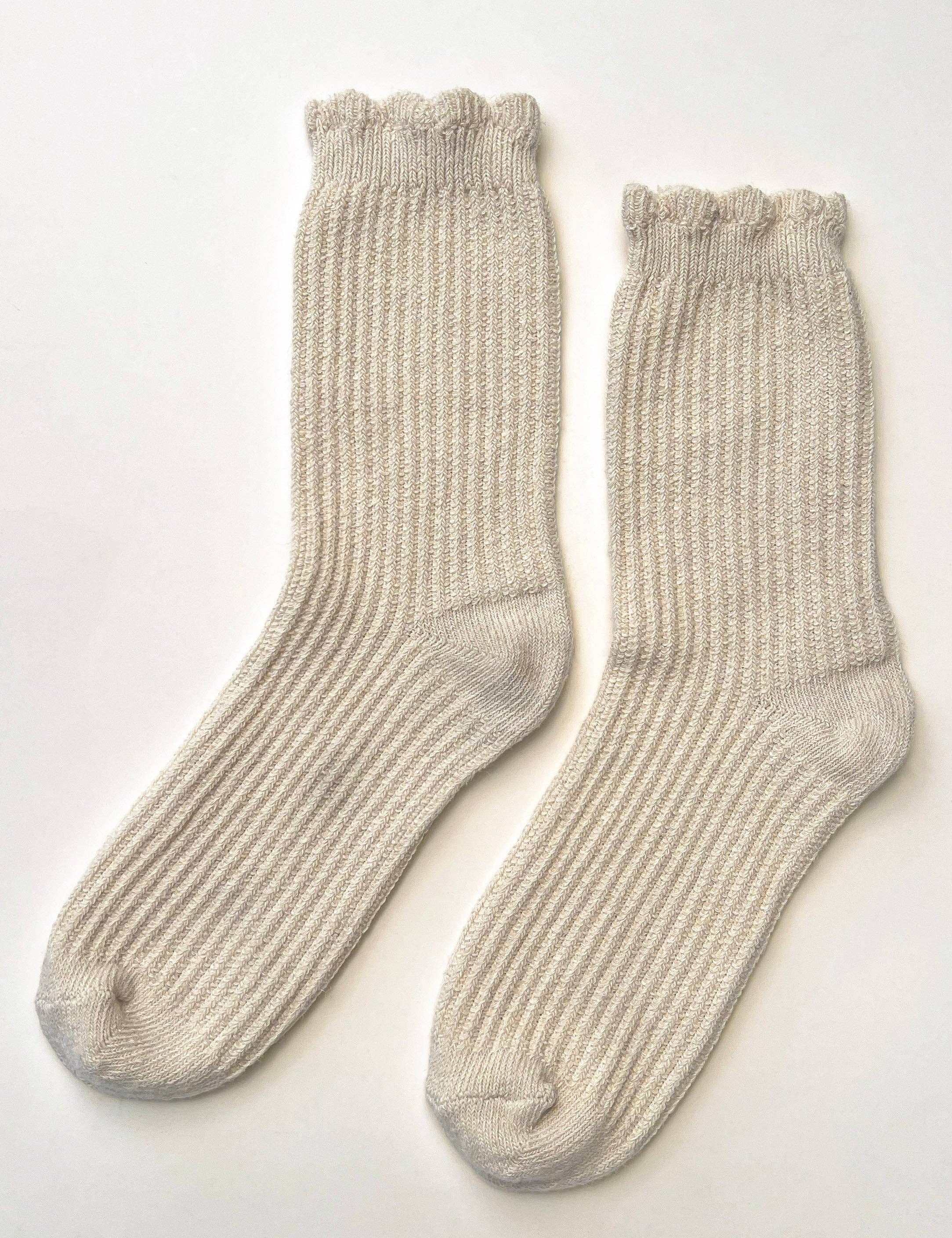 Linen Scallop Socks
