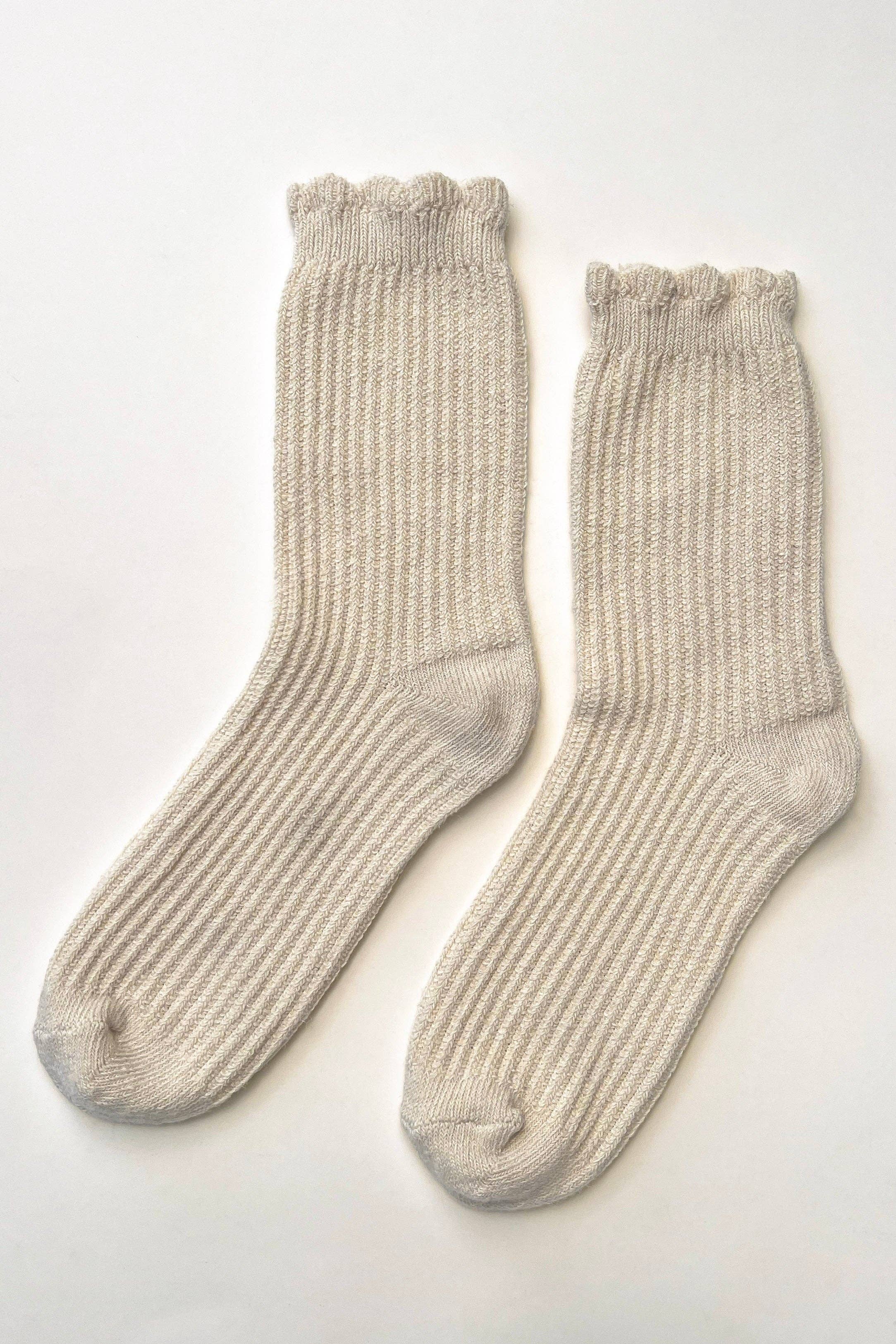 Linen Scallop Socks