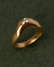 Crest Ring