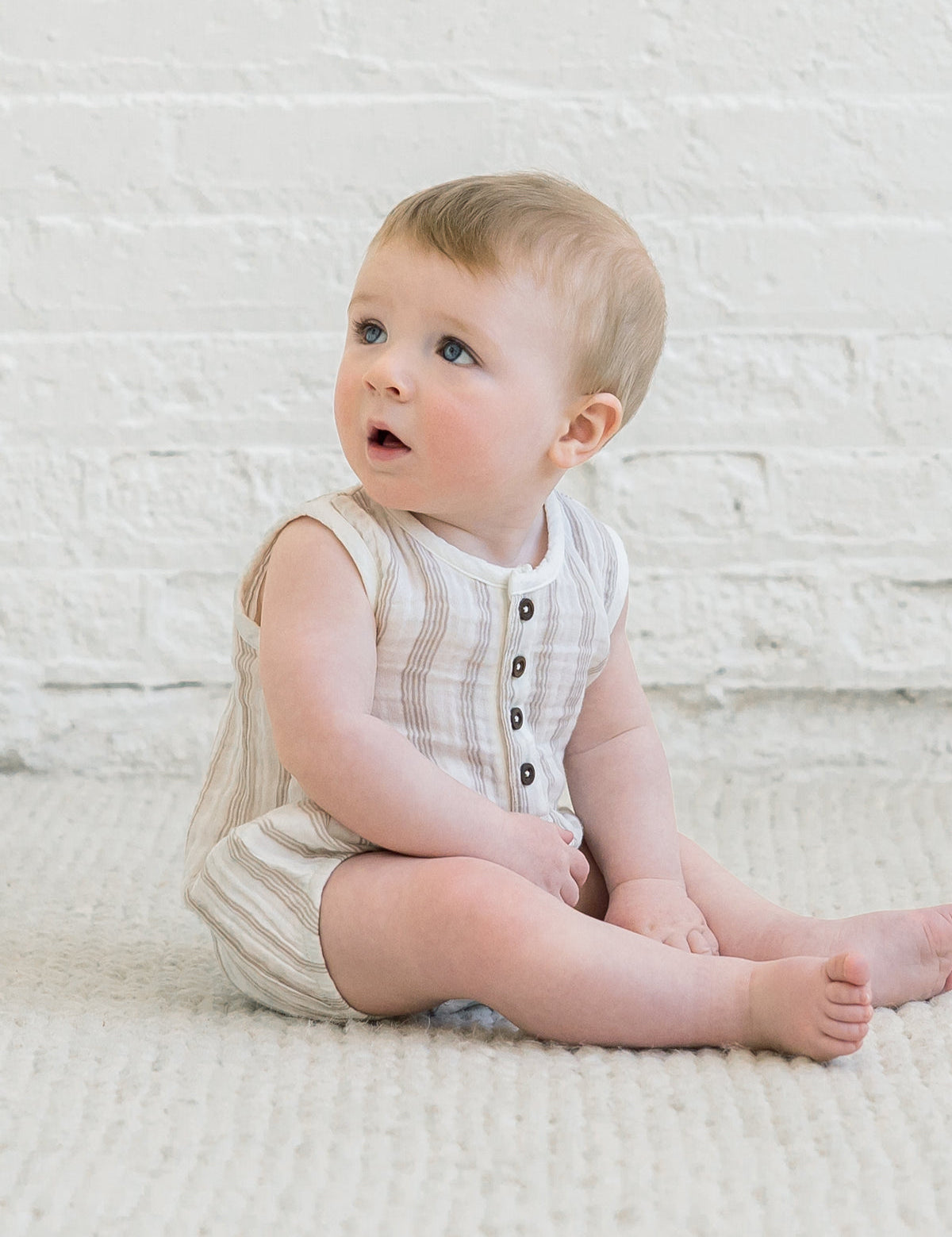 31200-22-bowie-muslin-bubble-romper.enzo-stripe-beige.fit_front_1200x_e9f3de30-9fc6-40f1-b5d3-e86a53676876.jpg