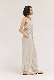 Natural Pleated Waist Balloon Pants