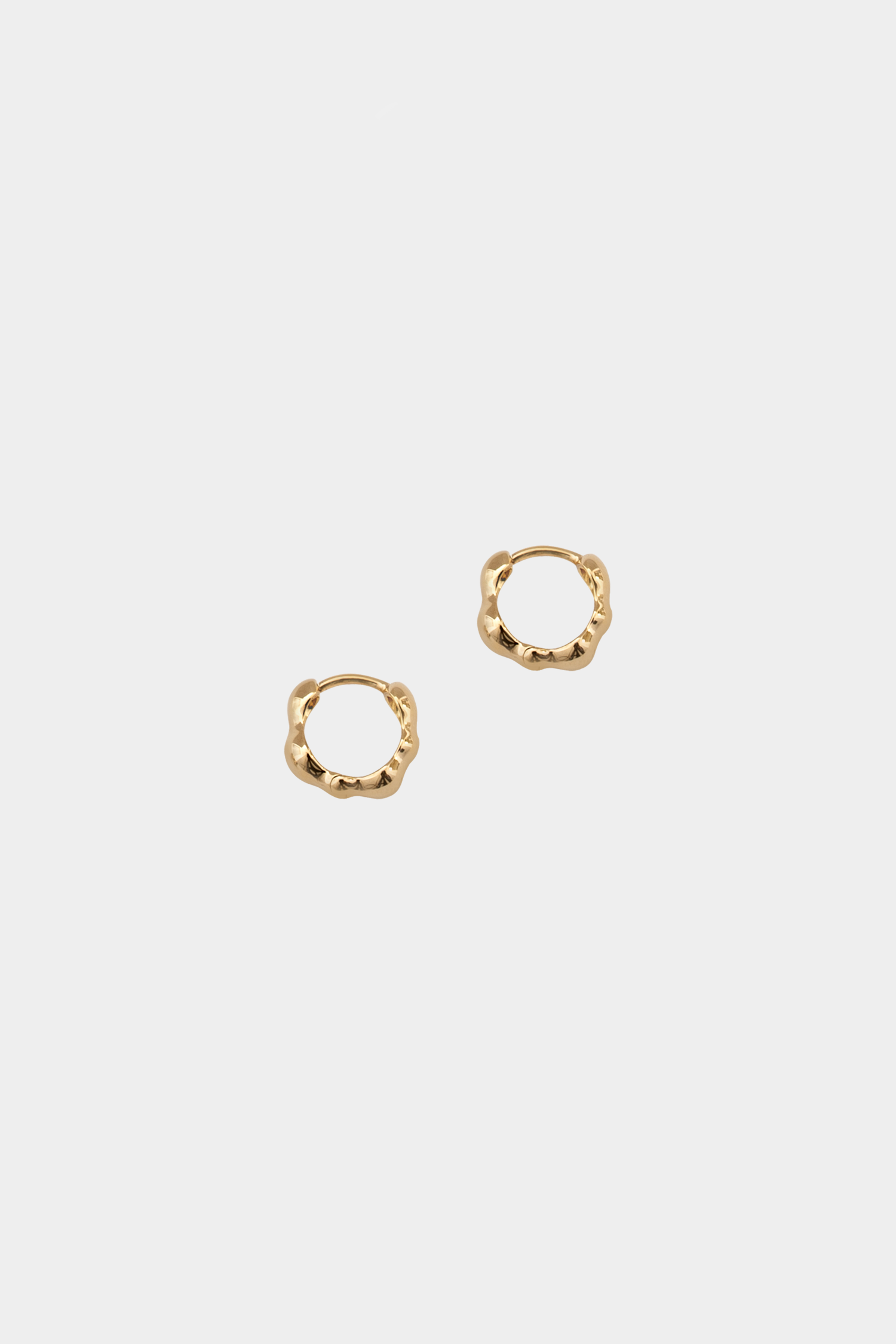 Small Lara Hoops