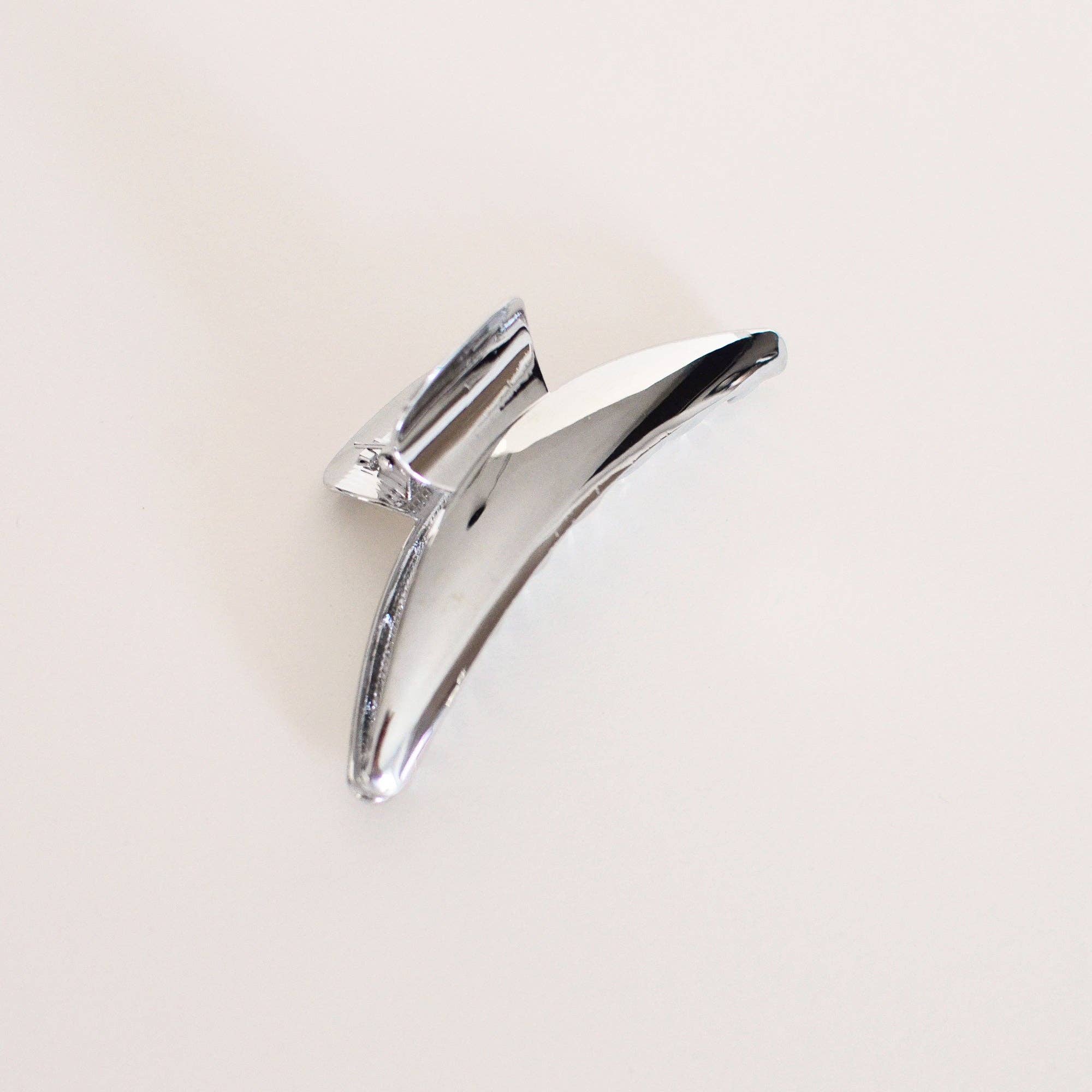 Luna Arc Metal Hair Claw Clip