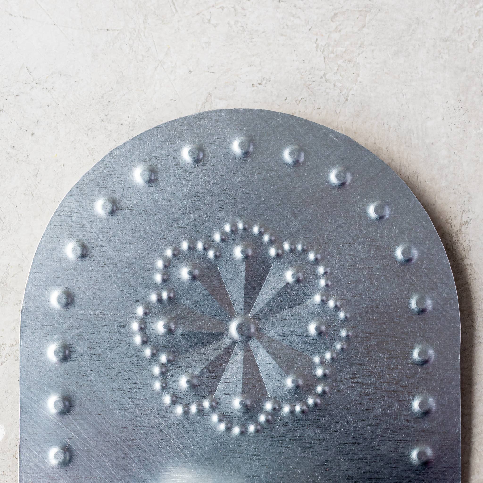 Roseta Tealight Holder