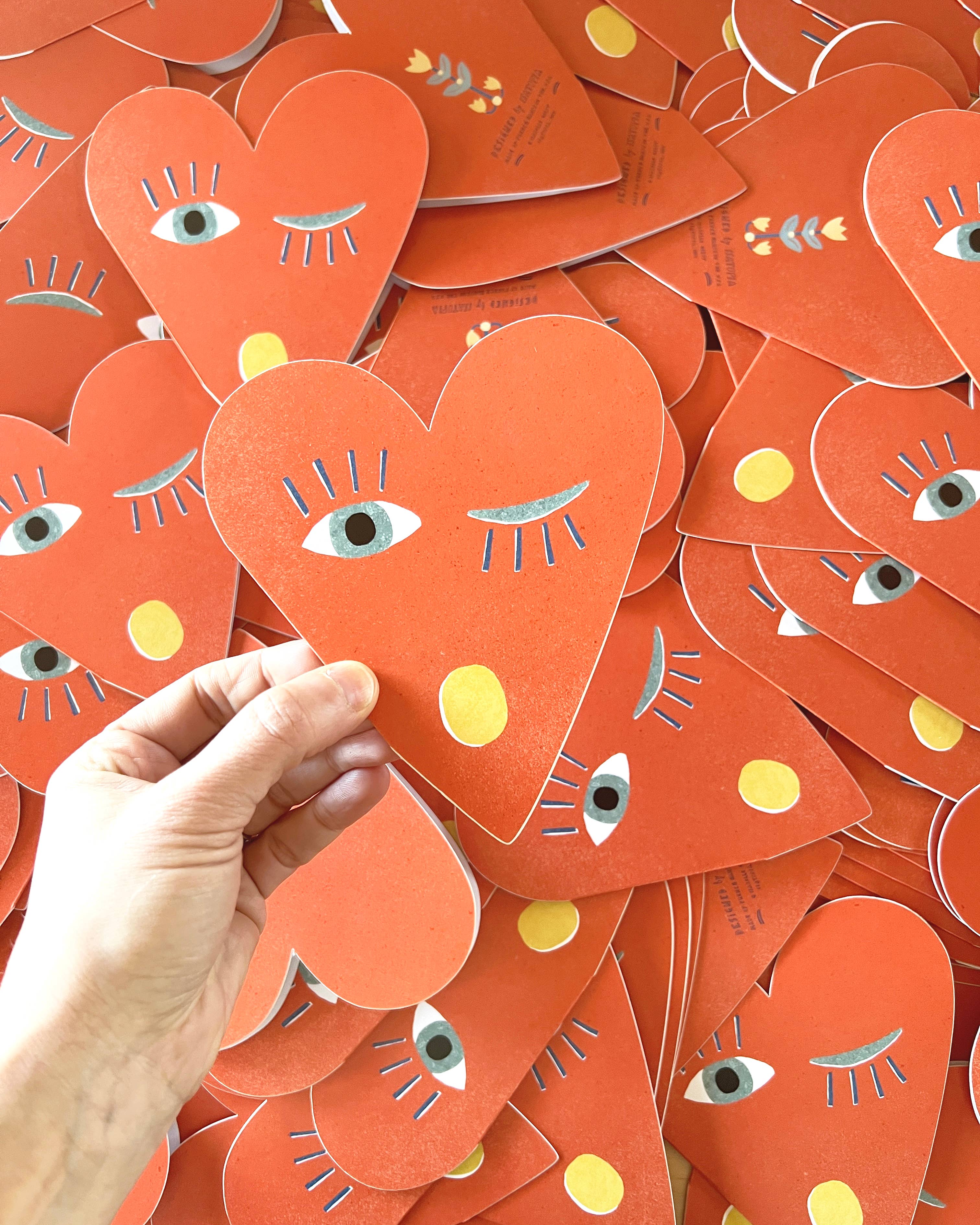 Heart Blink Gold Die Cut Card