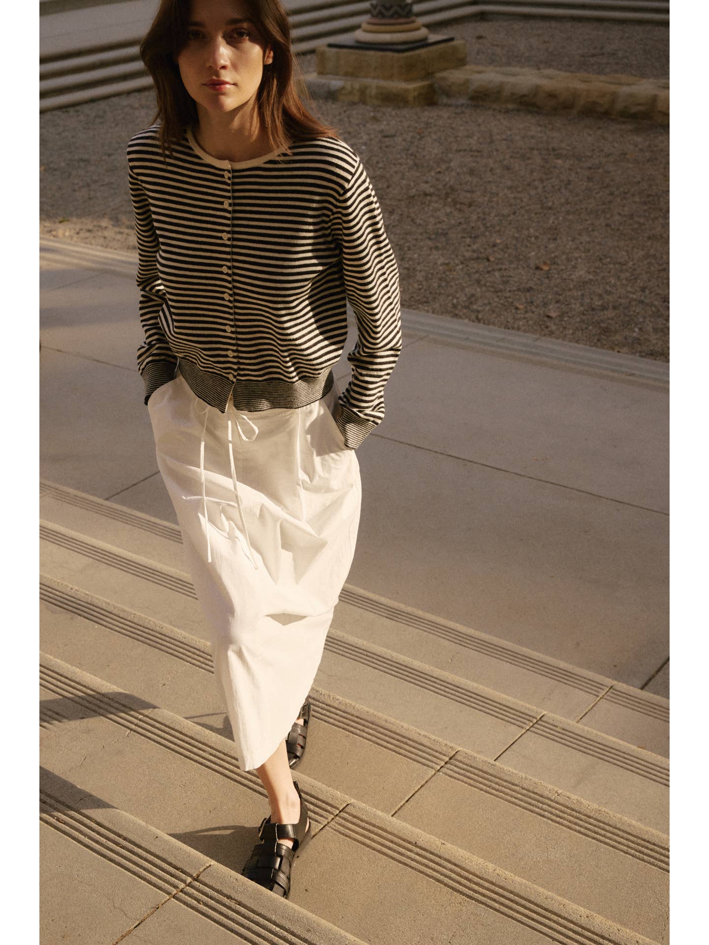 The Montana Cardigan - Black/White