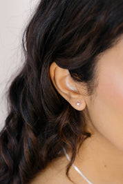 Scarlet Studs - 14K White Gold