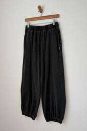 Balloon Pants - Almost Black