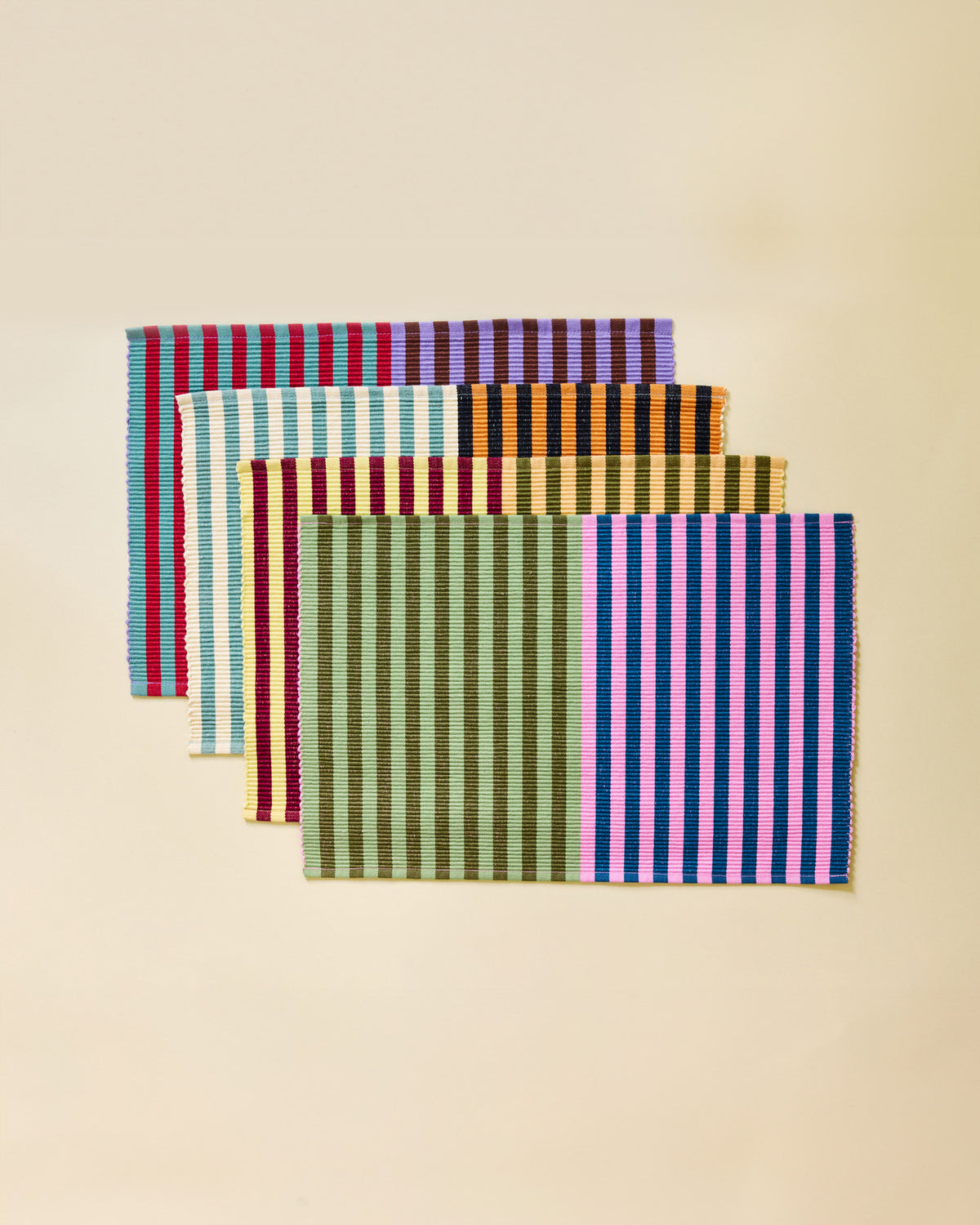 PlacematsSetof4vert.jpg