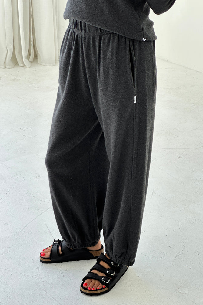 Pointelle Balloon Pants