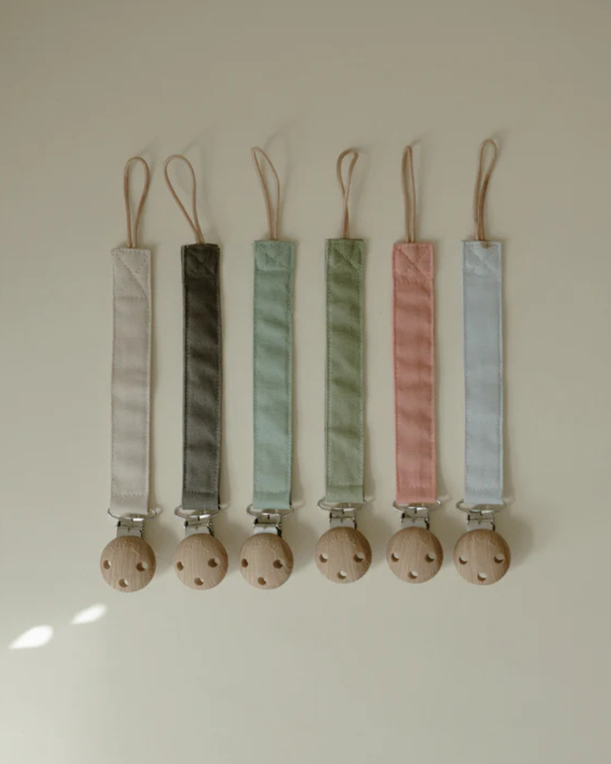 Linen Pacifier Clip 2-Pack