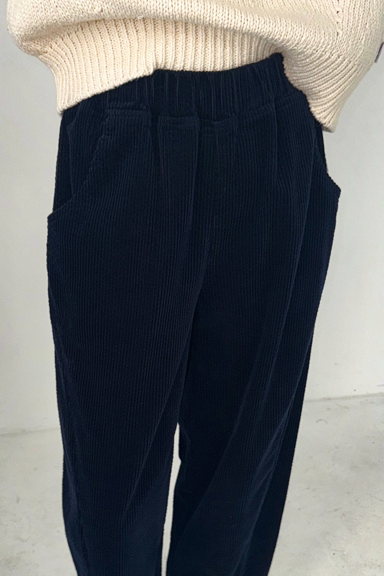 Soft Corduroy Arc Pants