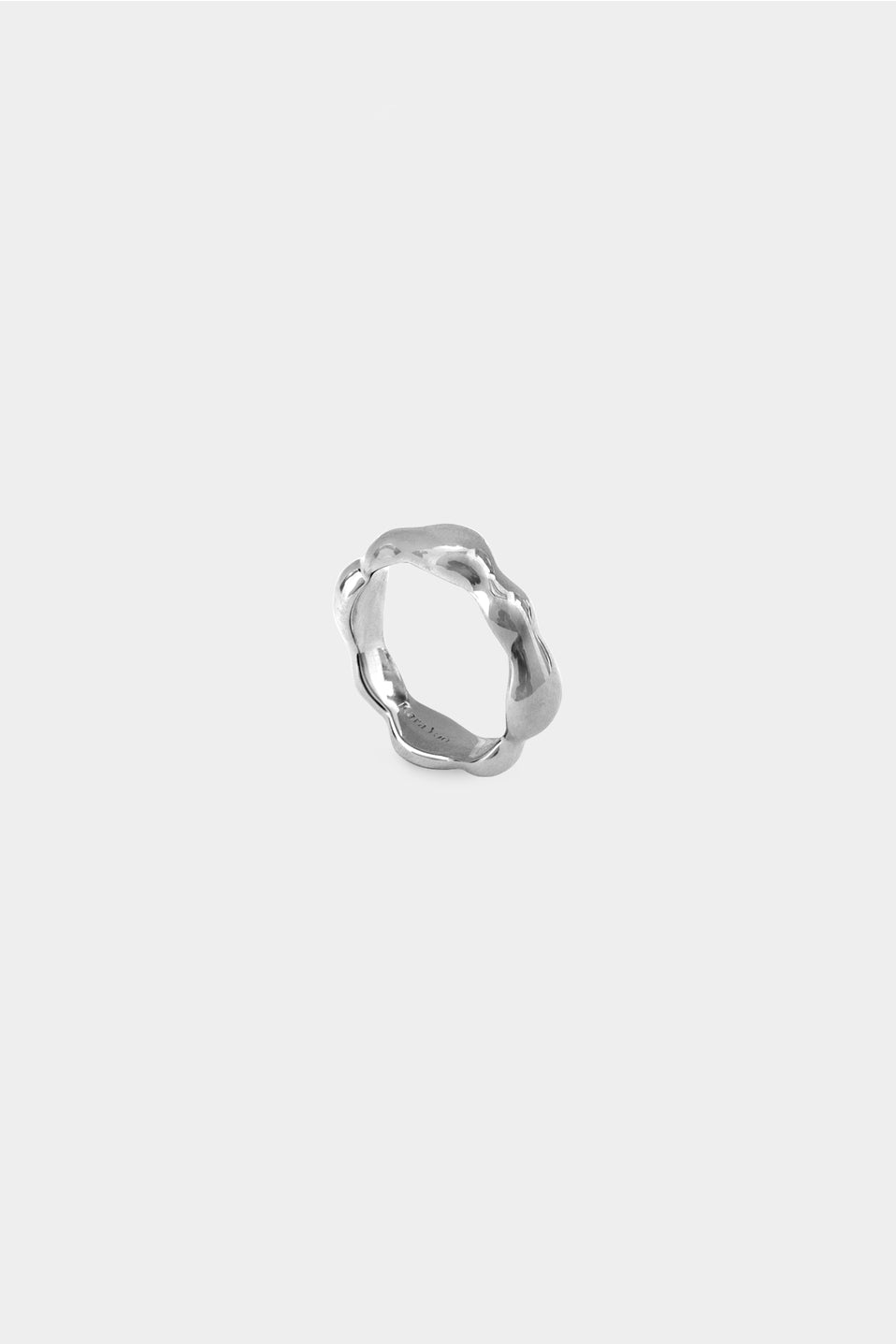Lara Ring
