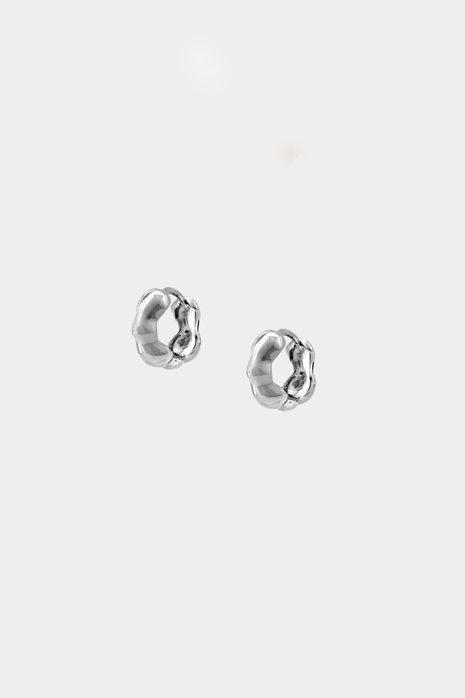 Small Lara Hoops