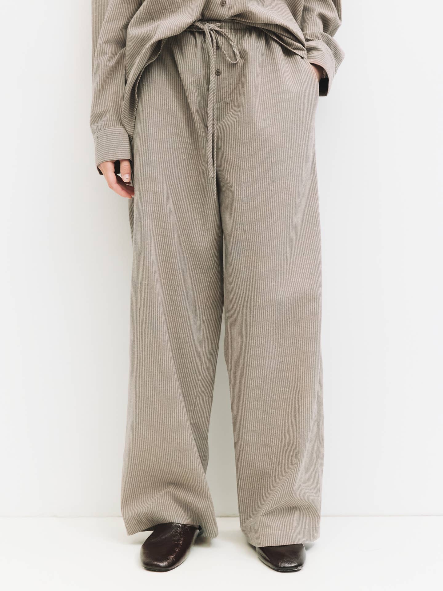 The Elizabeth Pants - Beige