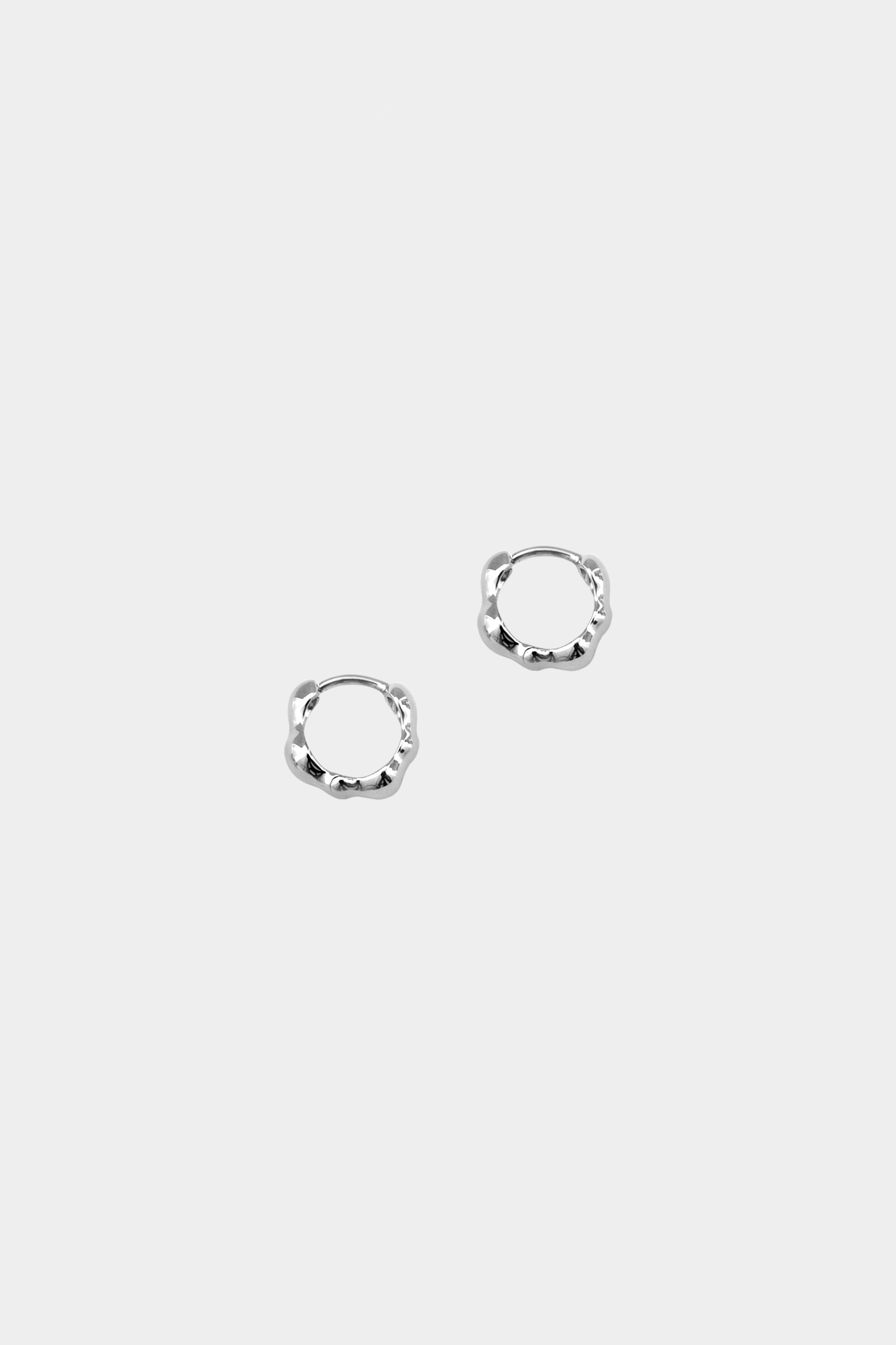 Small Lara Hoops