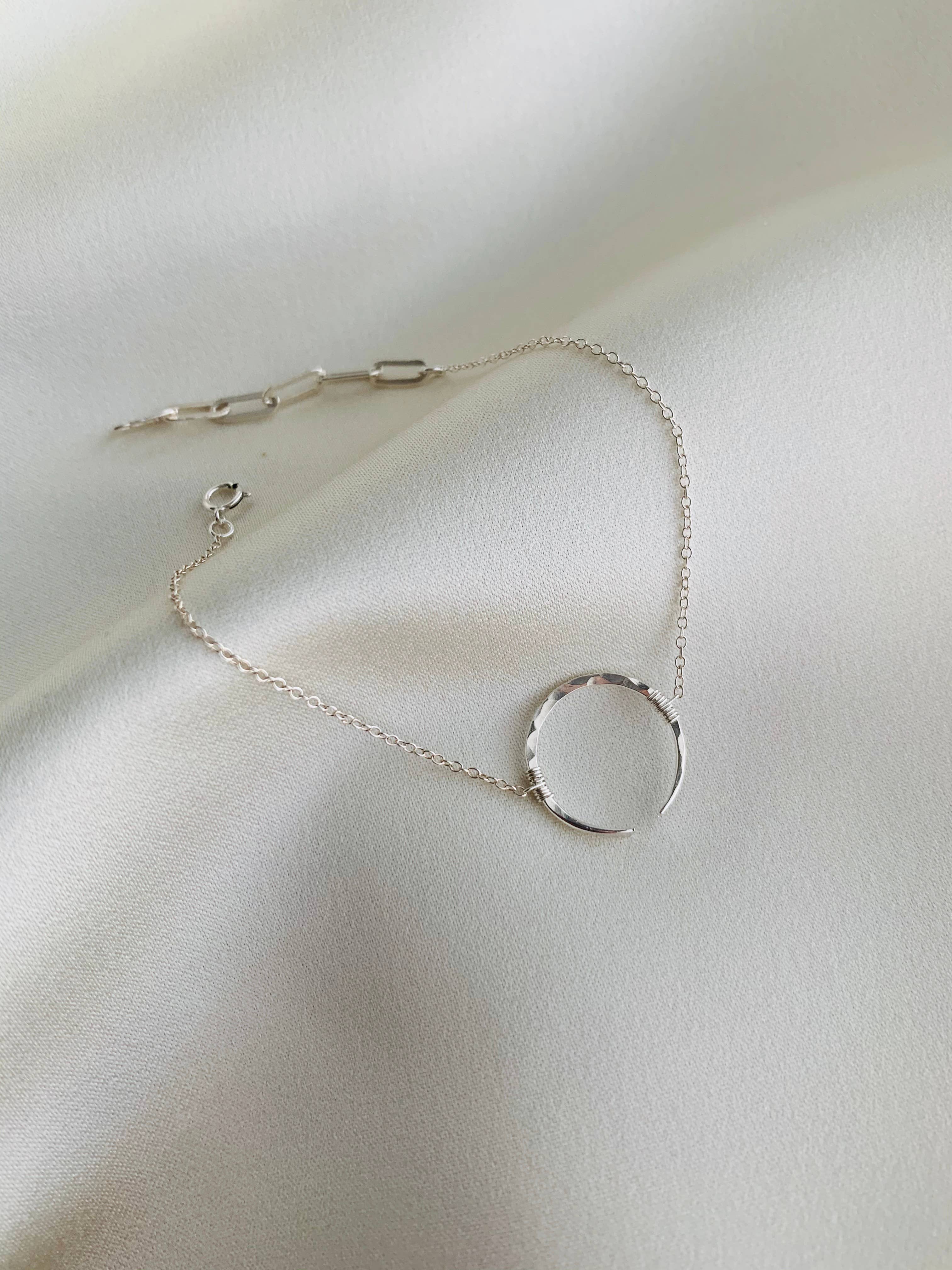 Eva Bracelet: Gold Filled