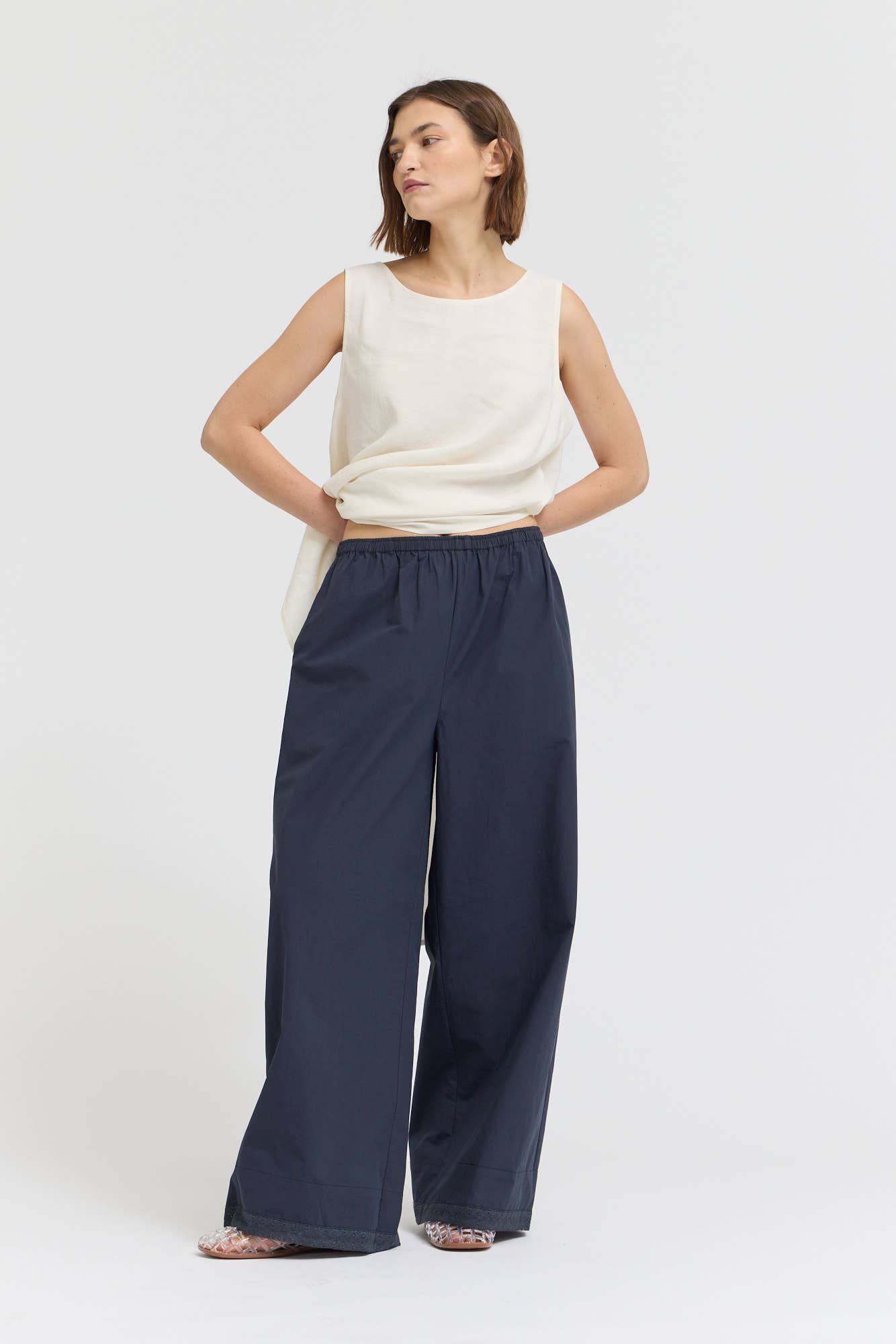 Eyelet Hem Detailed Cotton Pants