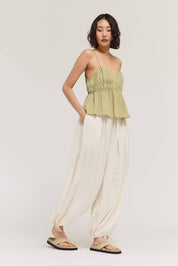Pleated Waist Balloon Pants