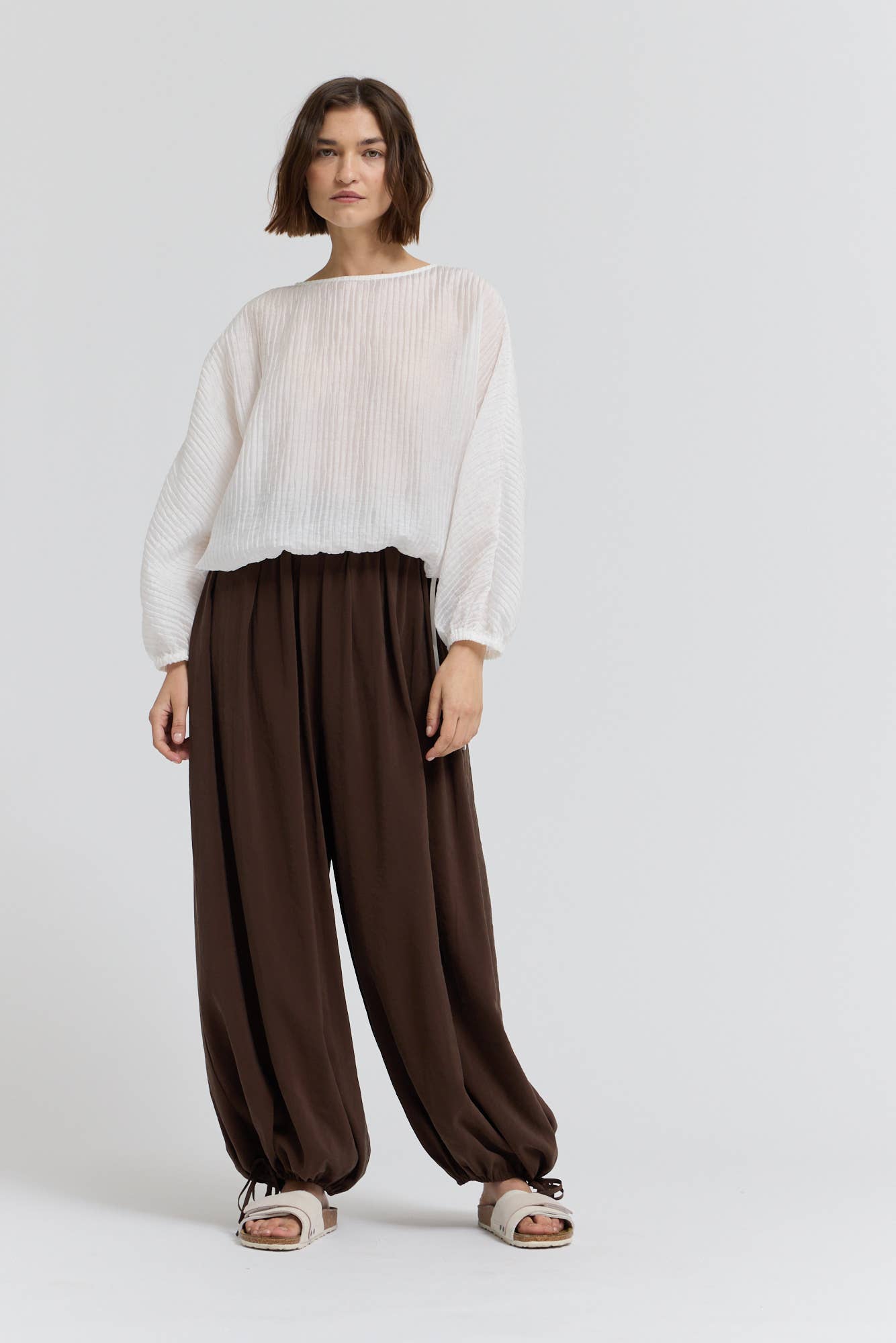 Pleated Waist Balloon Pants