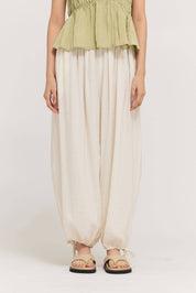 Pleated Waist Balloon Pants
