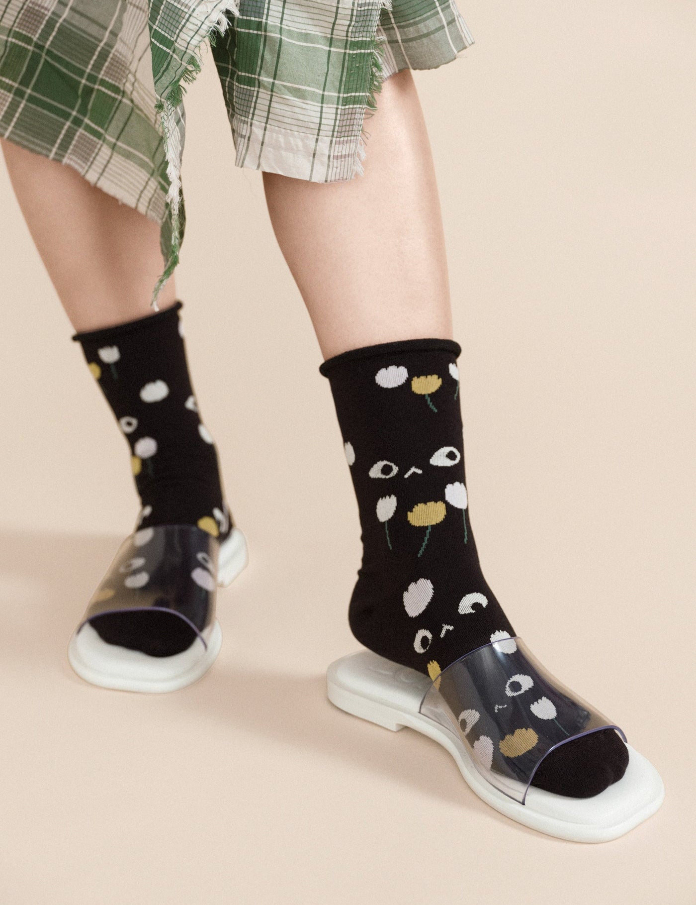 hfb_112416_cat_eye_crew_black-3806.jpg