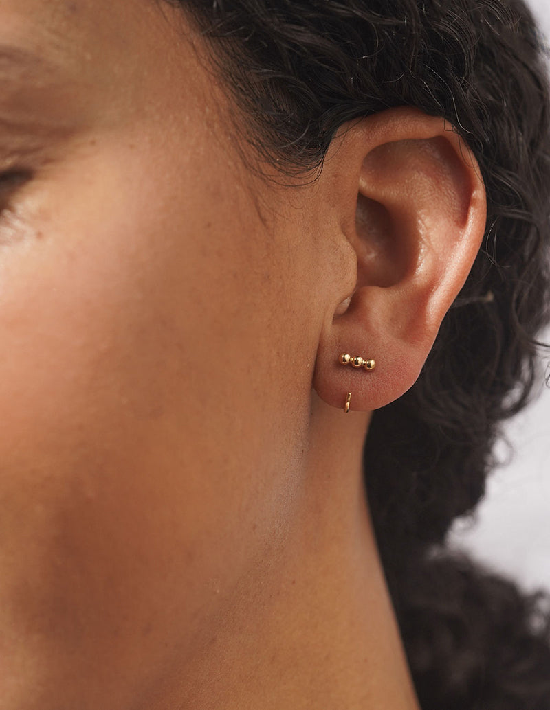Troika Hug Studs - Gold-FIll