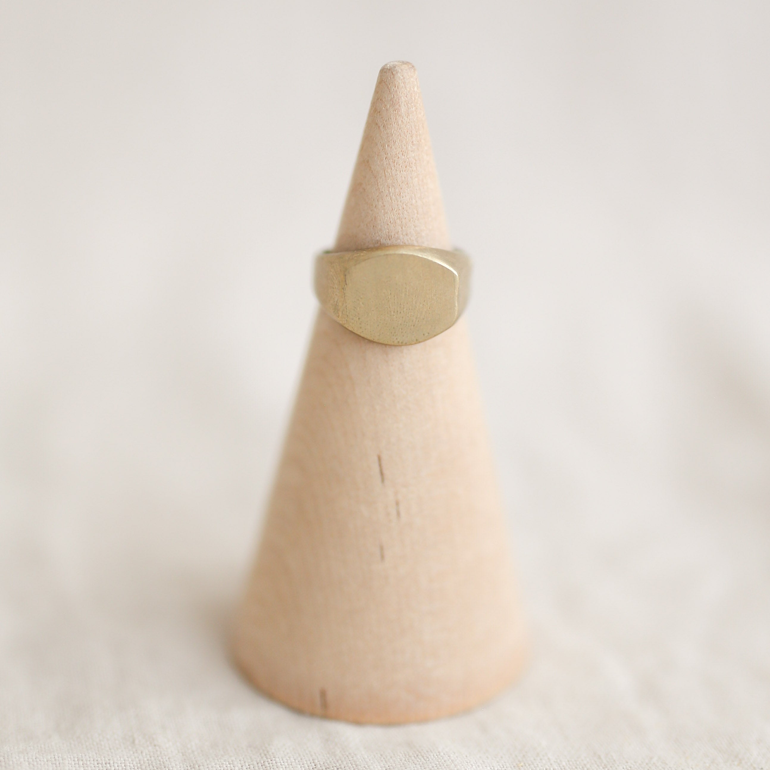 Waylon Signet Ring