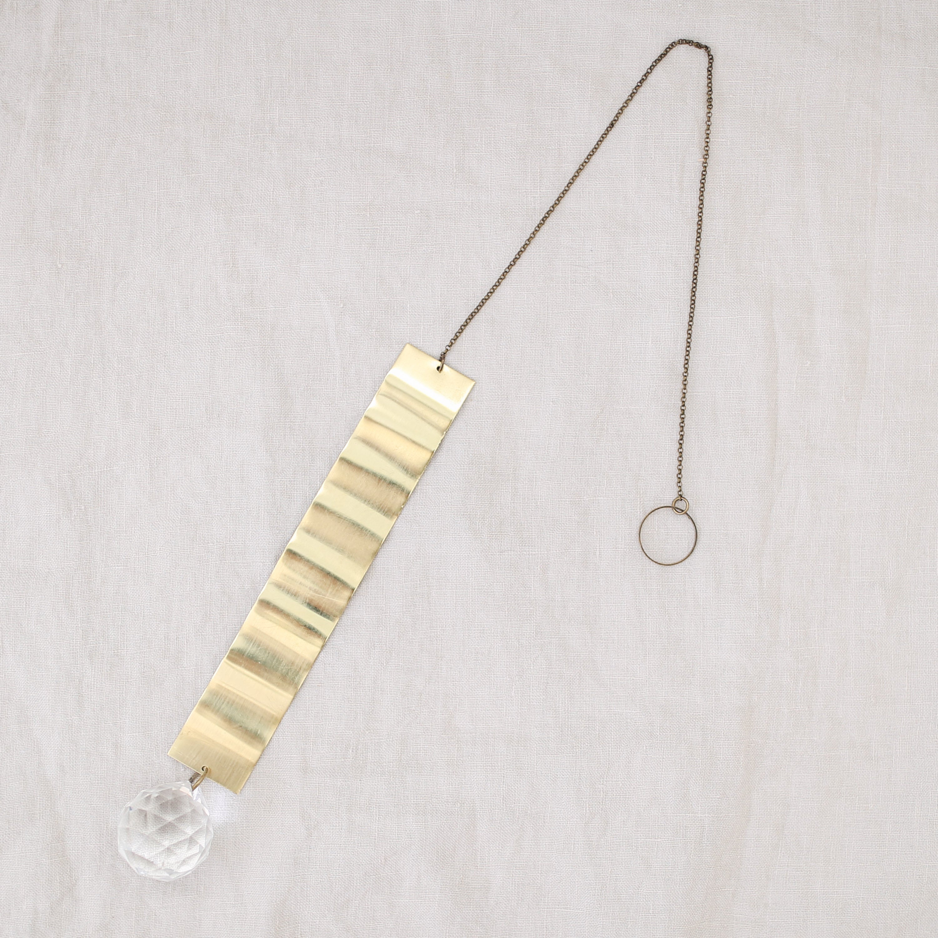 Crimped Bar Light Catcher